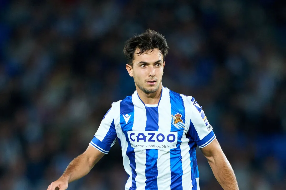 Arsenal shirt numbers available to Martin Zubimendi