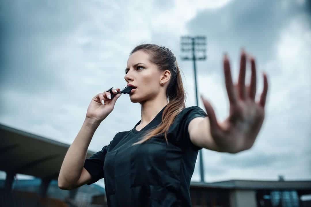 Top 10 hottest female referees in football
