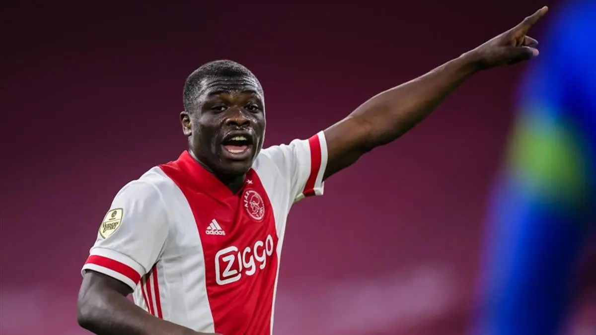Manchester United target Brian Brobbey breaks silence on his future amid interest
