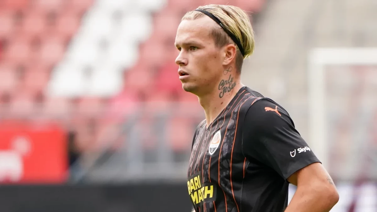 Liverpool join Arsenal in race to sign Shakhtar Donetsk's rising star