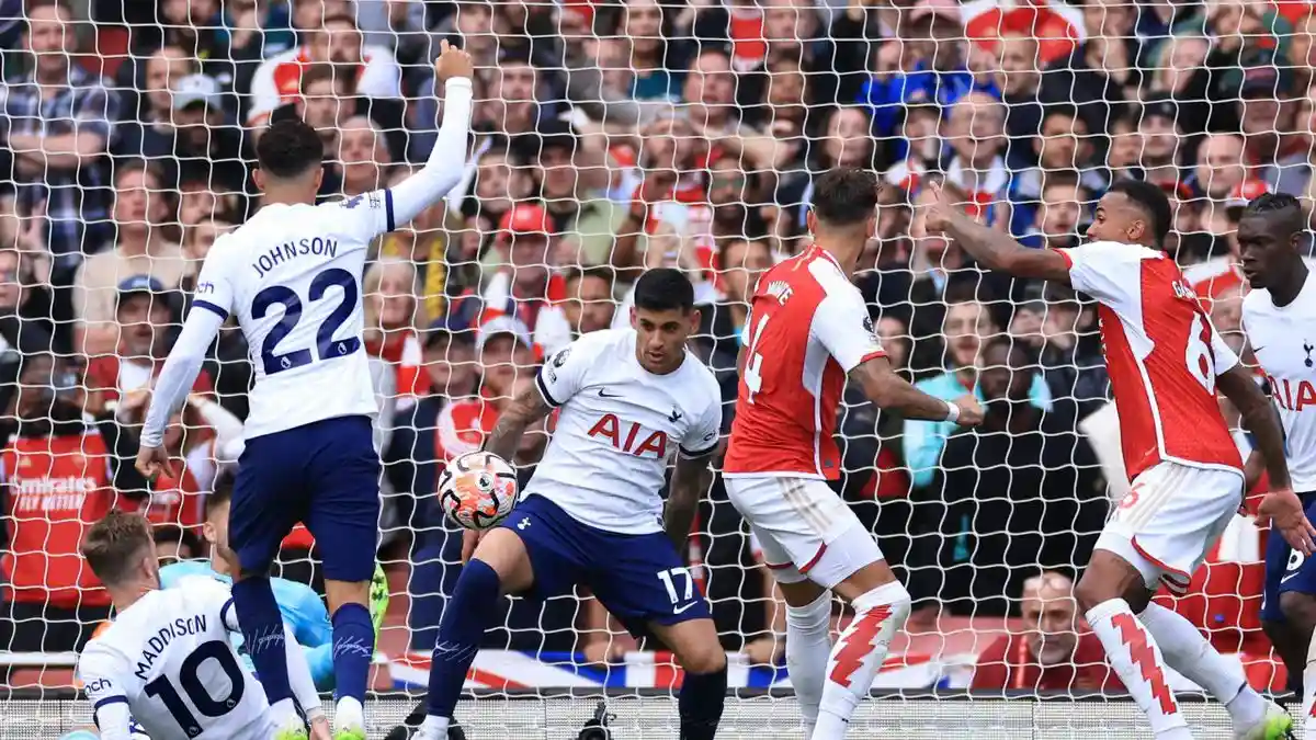 Match officials confirmed for Tottenham vs Arsenal